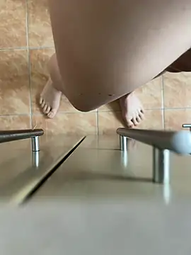 JuicyGamess - Show girl ass hole 😈