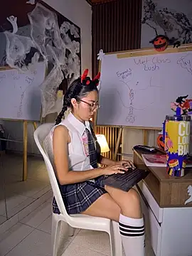 I_AM_EMMA_ - I BEHAVED BADLY AND MY TEACHER FUCKED ME