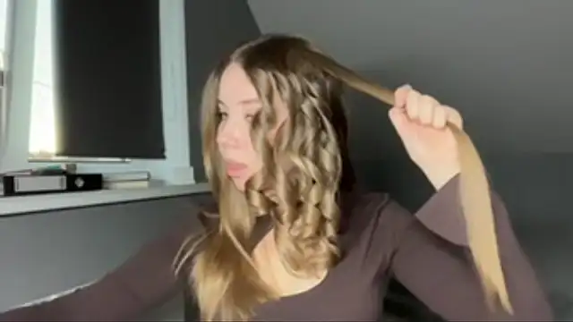 Blondesveg - Bite finger🍑