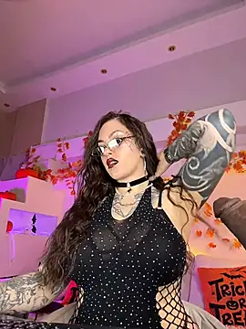 Tattitude_ - Topless 10 minutes