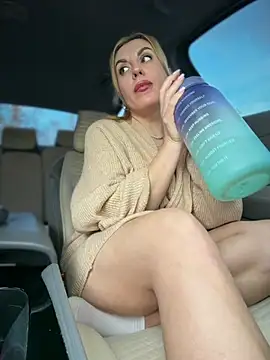 MilfNextDoor20 - Squirt 💦