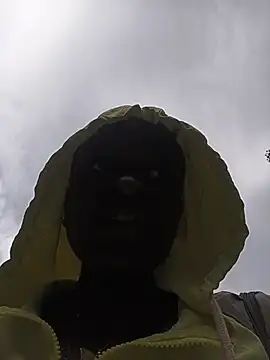 Kenyansexy1 - Public pussy flash 2min