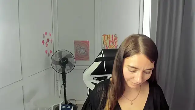 BlushBerryy - Sexy hip movements