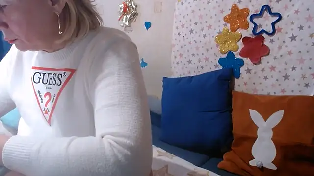 QueenLana - off panties