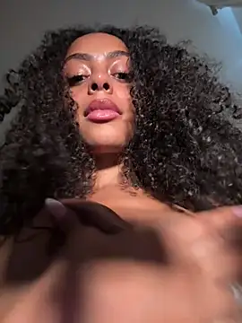 Yasmingarcia - Missionary dildo fuck 😈