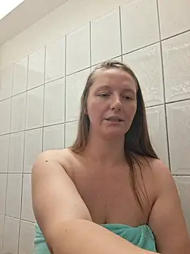 AnnaBusty - Make me cum !