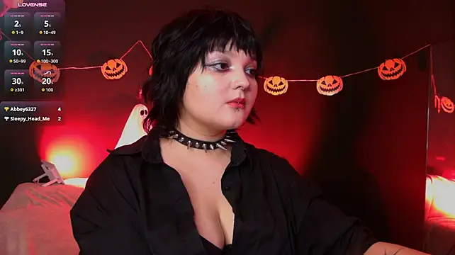 VixenDom - feet teasing