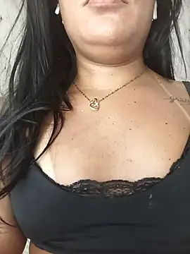 Kacaah - D4 abrir o cu + plug anal😈
