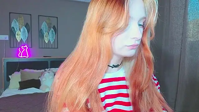 KatryVens - Make me take off my cute red tshirt