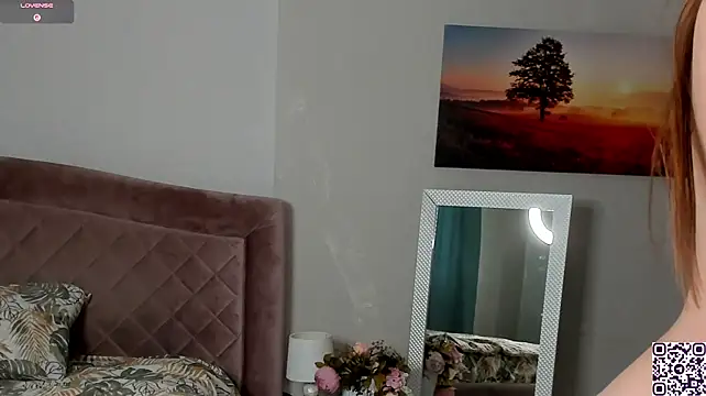 NightBloss - Bend me over and spread my ass