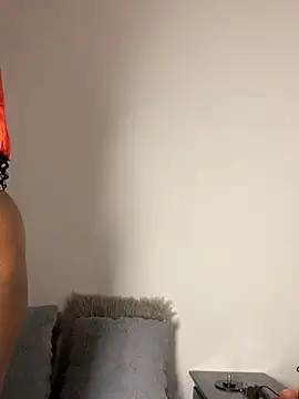 AngelGgold - Nipples Tease close to the cam
