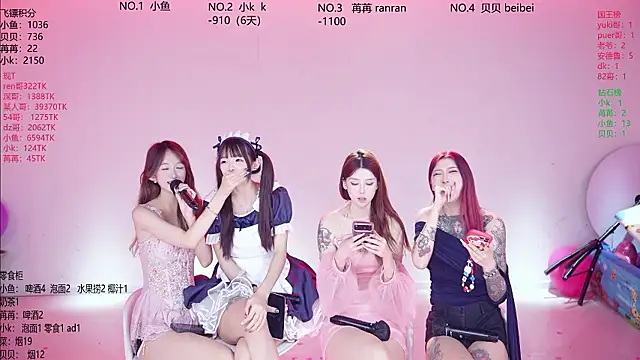 Novagirls-001