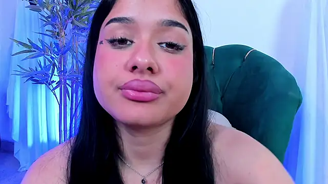 NaomiVelourr - Droll on my tits 😋