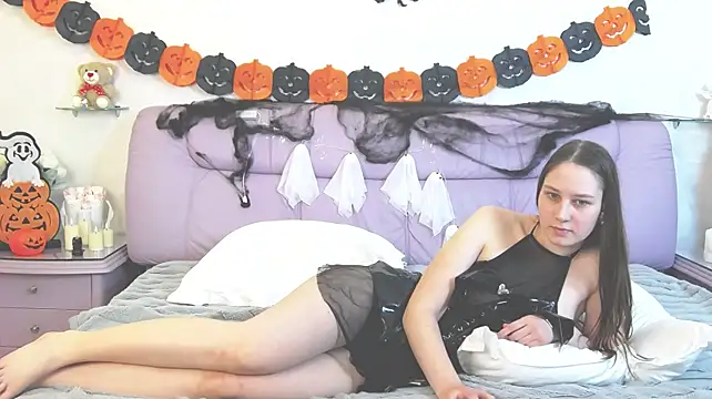 MollyBrams - Show boobs