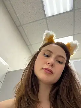 Dina_Tease - REMOVE BRA next URINARY & MEOW