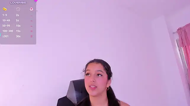 IrisFyre - show tits 🤤