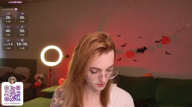 MiaKomoi - Remove bra
