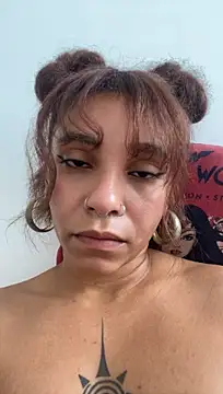 Lillith_bloomy - plug anal G: vibração fav 11tk vibremmm