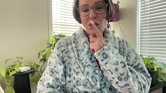 Milf_Goddess - Weekend Kick off!! Let's GO!!