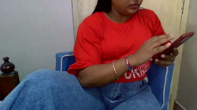 Sundari_Apsara01 - spit on boobs 5x