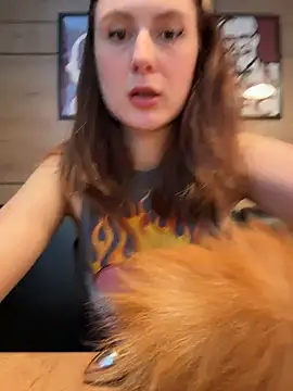 Dina_Tease - REMOVE BRA next URINARY & MEOW