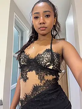 GabrielaLugo - hi cutie , blow a kiss ❤️😍