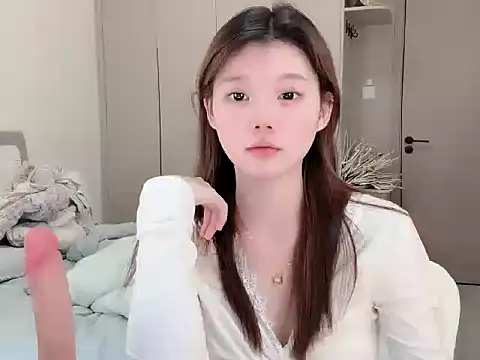 Tuotuo2007 - 换一件衣服