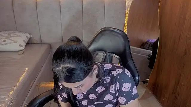 Antonella_russo_v - fingger in pussy