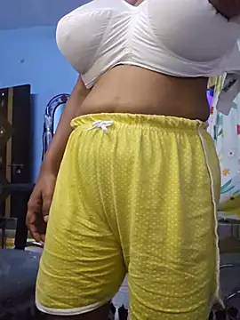 Desi_Maya69 - Boobs suck