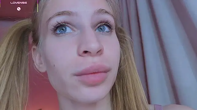 Elis_Fox - FINGER TIGHT PUSSY <3