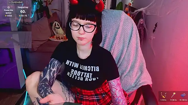 HazelTompson - NAKED YOUNG TITS