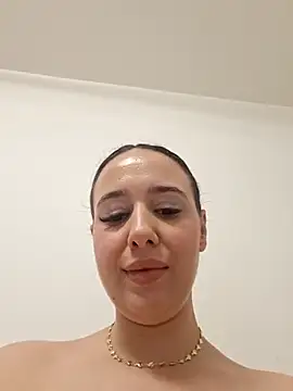 AlessiaMarais - Droll on those big boobs
