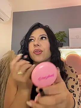 KendalMilleer - suck both your nipples at the same time