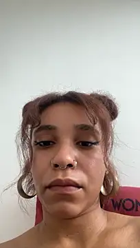 Lillith_bloomy - plug anal G: vibração fav 11tk vibremmm