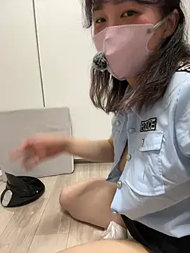 Ichika_muu - シャツボタン半分はずす💗ちくびはまだだめ💗