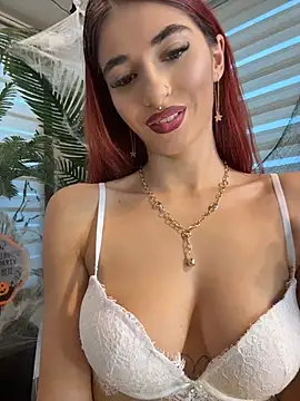VixenRosse - Red , wet