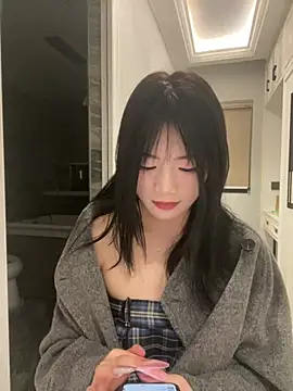 Youyouaini - 口水涂乳头揉捏
