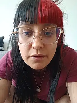 DaniPoison - SUCK TITS🤤😈