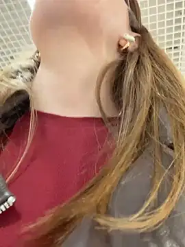 FReyja_44 - Slap a wet pussy