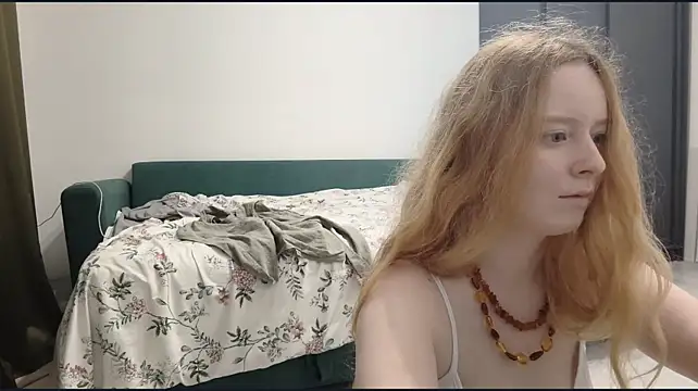 KateVibe_01 - put me in doggy and spank me
