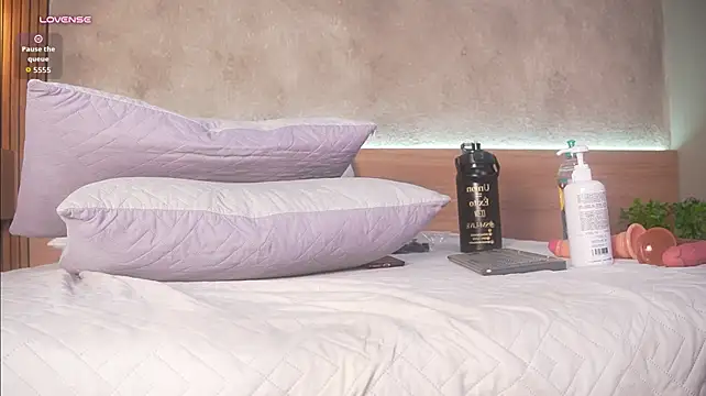 Marcela_rojas - squirt in you face💥💦💦