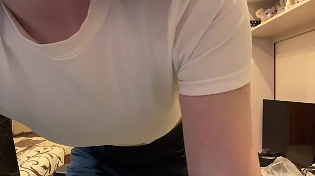ArleanSteinlicht - Put my hands under my top, do you want?