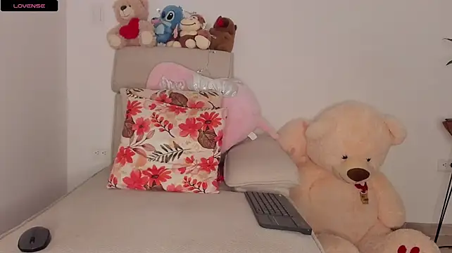 Curly_sweett1 - break my big pussy