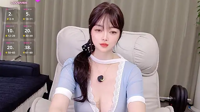 Uikyy1 - 生活有没有暂停键啊 我想缓缓 (控制玩具2分钟)