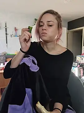 TeenKinkyBanana - 🍑Go Doggy and Show my Pussy