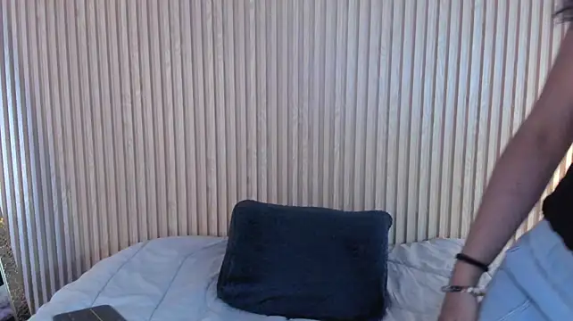 Samantha_duart3 - oil on your ass