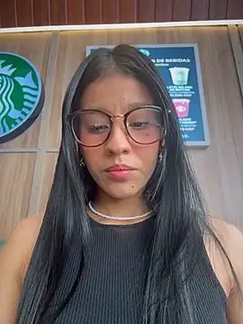 Alejandra_ospina - FUCK ME DOGGY STYLE UNDER THE TABLE😈🥵