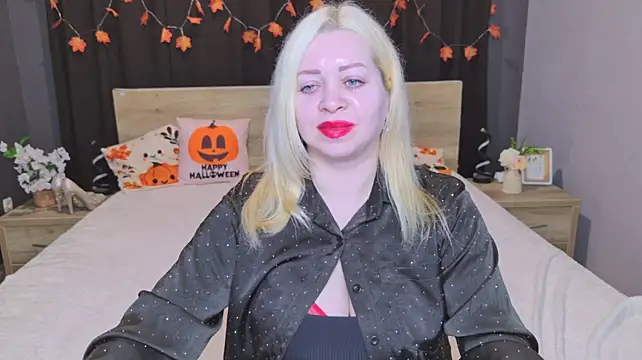 OliviaVerr - erotic fantasy for you)