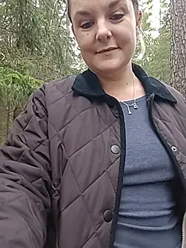 SwedishJennifer - Surprise ;)
