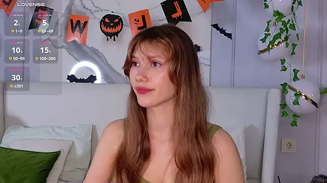 MaryNixon_ - Cream on my feet